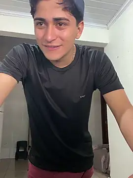 Tavinho067 online show from 05/14/26, 06:04