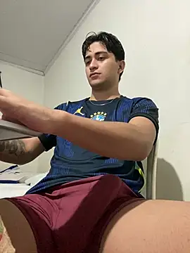 Tavinho067 online show from 05/30/26, 12:41