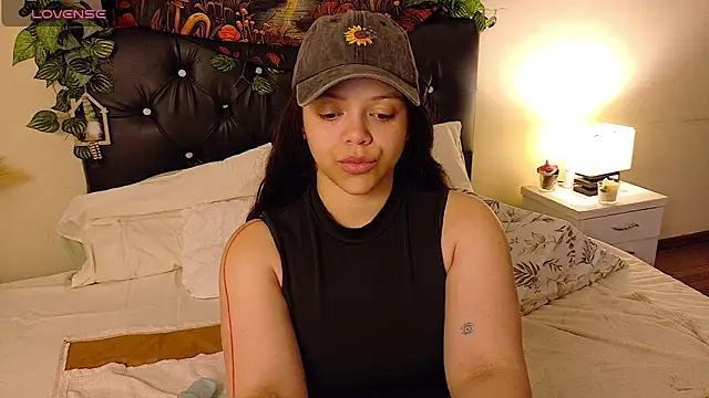 Amanda sweet online show from 11/02/25, 01:35