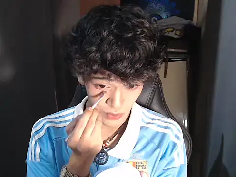 Snapshot of kenbigcockxx chatting on 10/03/25, 04:37 kenbigcockxx online show from 10/03/25, 04:37