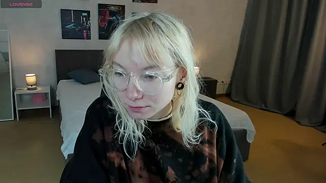 Snapshot of tattoo_art_baby chatting on 12/04/25, 01:48 tattoo art baby online show from 12/04/25, 01:48