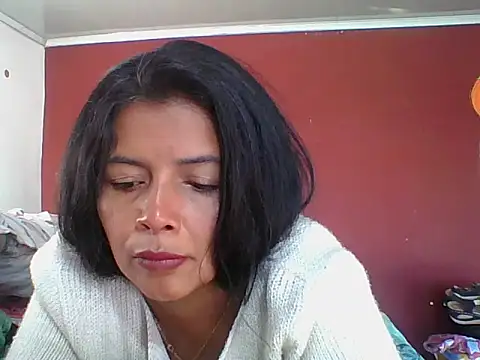 Snapshot of DianaOchoa_ chatting on 11/07/25, 12:27 DianaOchoa online show from 11/07/25, 12:27