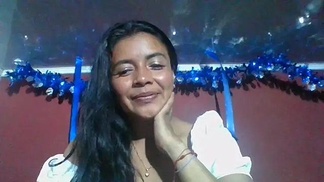 Snapshot of DianaOchoa_ chatting on 12/18/25, 08:53 DianaOchoa online show from 12/18/25, 08:53