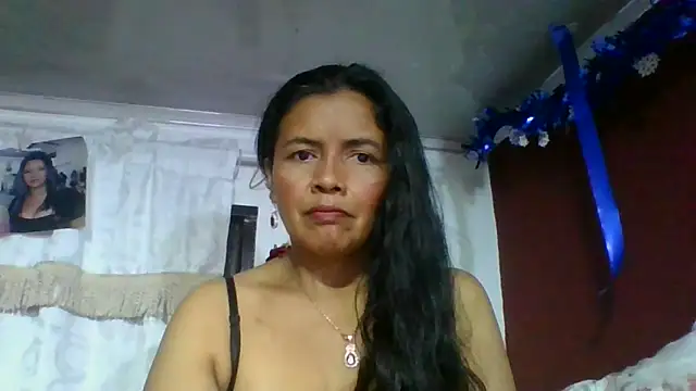 Snapshot of DianaOchoa_ chatting on 01/06/26, 04:38 DianaOchoa online show from 01/06/26, 04:38