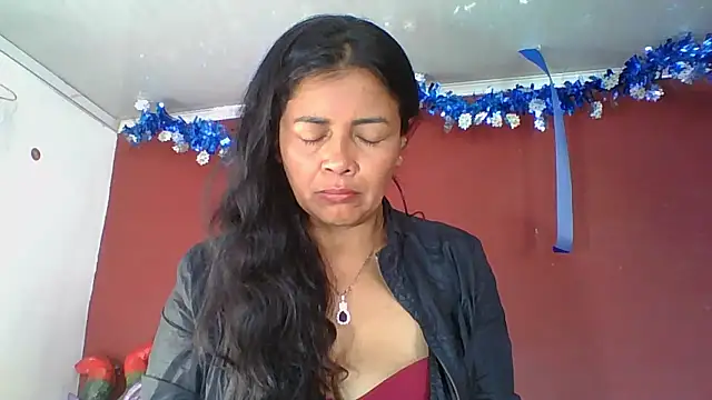 Snapshot of DianaOchoa_ chatting on 01/11/26, 01:16 DianaOchoa online show from 01/11/26, 01:16
