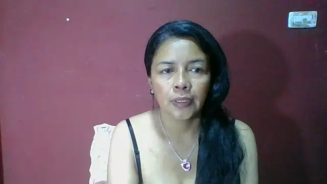 Snapshot of DianaOchoa_ chatting on 01/14/26, 11:05 DianaOchoa online show from 01/14/26, 11:05
