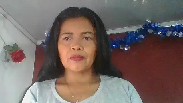 Snapshot of DianaOchoa_ chatting on 02/02/26, 08:40 DianaOchoa online show from 02/02/26, 08:40