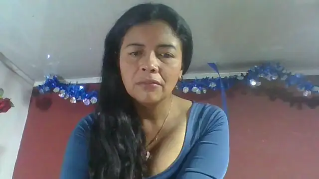 Snapshot of DianaOchoa_ chatting on 02/11/26, 11:37 DianaOchoa online show from 02/11/26, 11:37