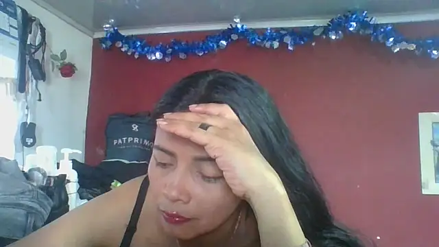 Snapshot of DianaOchoa_ chatting on 02/17/26, 08:15 DianaOchoa online show from 02/17/26, 08:15