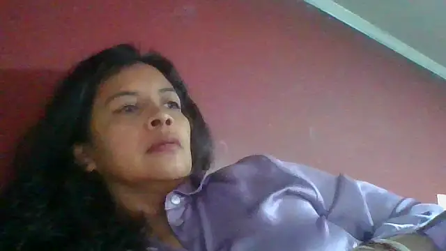 Snapshot of DianaOchoa_ chatting on 02/25/26, 11:42 DianaOchoa online show from 02/25/26, 11:42