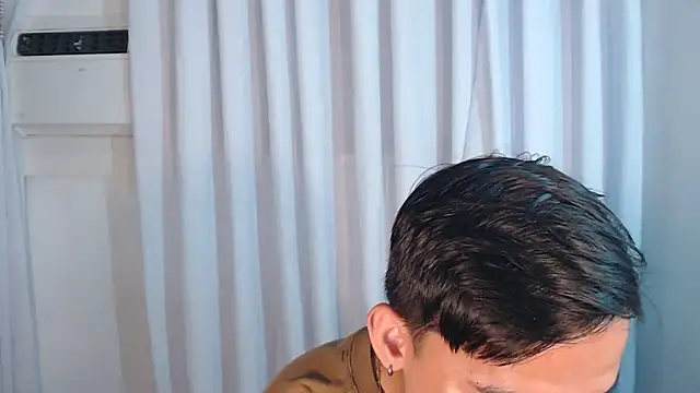 Snapshot of asian_dai chatting on 11/26/25, 05:52 asian dai online show from 11/26/25, 05:52