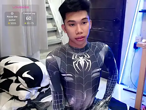 Snapshot of Ur_pinoyhotbrix chatting on 10/10/25, 02:05 Ur pinoyhotbrix online show from 10/10/25, 02:05