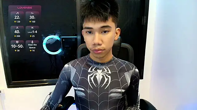 Snapshot of Ur_pinoyhotbrix chatting on 10/31/25, 07:04 Ur pinoyhotbrix online show from 10/31/25, 07:04