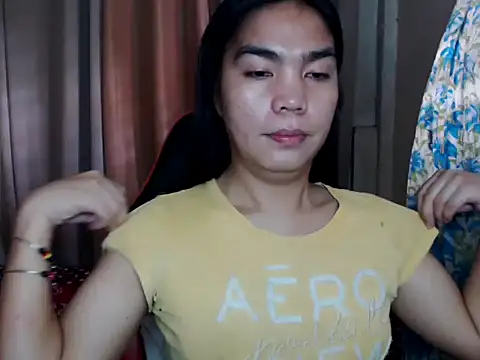 Snapshot of Simple_Martina chatting on 09/26/25, 02:04 Simple Martina online show from 09/26/25, 02:04
