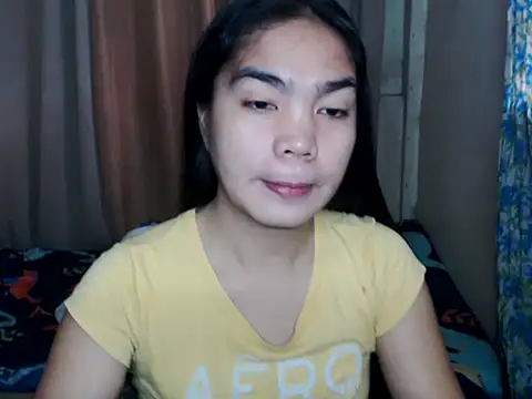 Snapshot of Simple_Martina chatting on 10/13/25, 01:38 Simple Martina online show from 10/13/25, 01:38