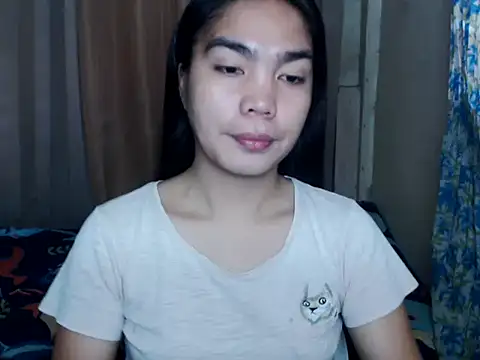Snapshot of Simple_Martina chatting on 10/16/25, 02:01 Simple Martina online show from 10/16/25, 02:01