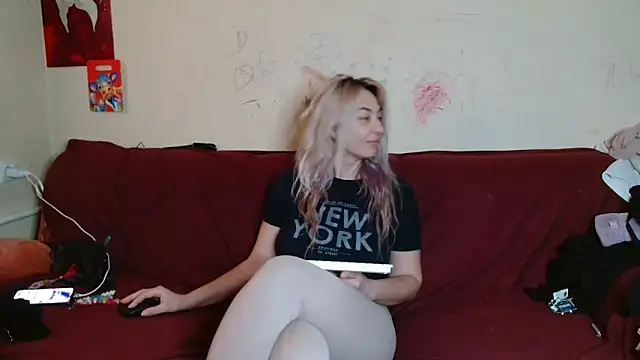 AsyaLulu online show from 03/05/26, 12:01