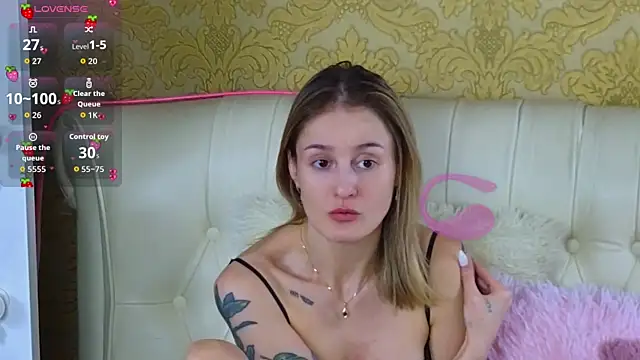 RosieBlossom online show from 02/15/26, 07:43