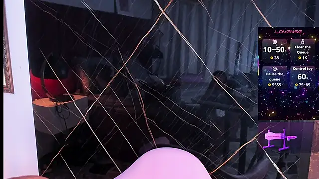 abby blond  online show from 12/04/25, 11:52