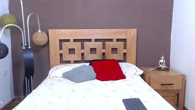 Snapshot of ValeSantoDomingo chatting on 10/30/25, 11:16 ValeSantoDomingo online show from 10/30/25, 11:16