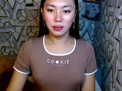 Snapshot of sugar_hailey chatting on 01/14/26, 04:18 sugar hailey online show from 01/14/26, 04:18