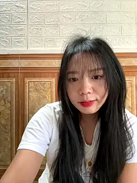 Snapshot of binejr chatting on 10/13/25, 08:36 binejr online show from 10/13/25, 08:36