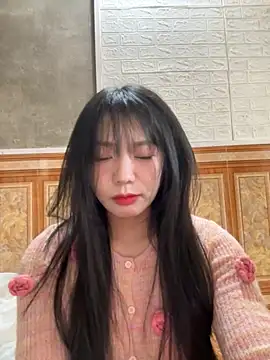 Snapshot of binejr chatting on 11/24/25, 04:12 binejr online show from 11/24/25, 04:12