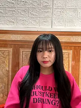 Snapshot of binejr chatting on 12/15/25, 03:55 binejr online show from 12/15/25, 03:55