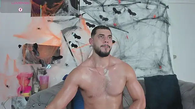 Snapshot of Dimitri_Bass chatting on 10/22/25, 07:02 Dimitri Bass online show from 10/22/25, 07:02