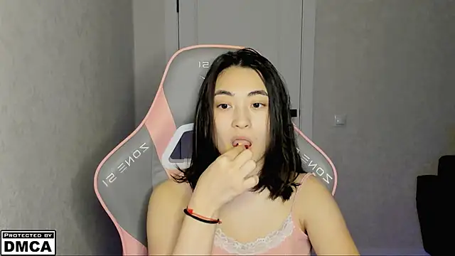 MeilideQian1 online show from 10/20/25, 05:57