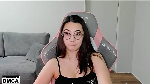 MeilideQian1 online show from 04/11/26, 02:21