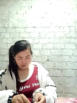 jienrrr online show from 10/15/25, 11:43