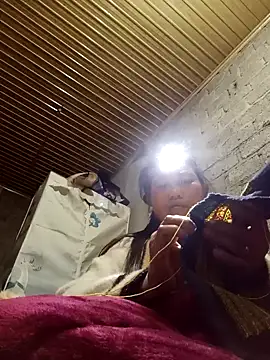 Snapshot of jienrrr chatting on 12/20/25, 01:07 jienrrr online show from 12/20/25, 01:07