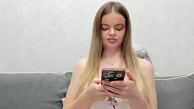 Sarah keyy online show from 01/09/26, 04:32