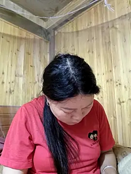 yoowwmr online show from 10/31/25, 02:40