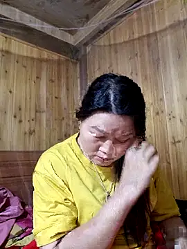 yoowwmr online show from 11/04/25, 03:33