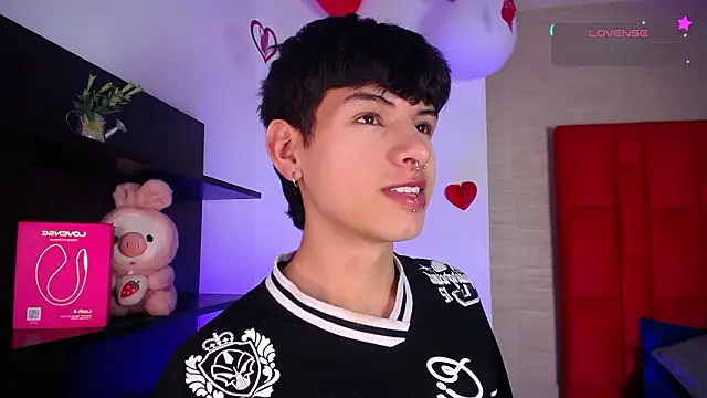 Ezra Storm online show from 02/22/26, 05:40