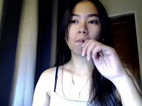 candycrushyyy online show from 10/17/25, 09:50