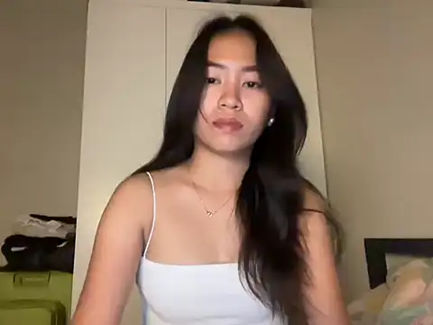 candycrushyyy online show from 11/08/25, 08:07