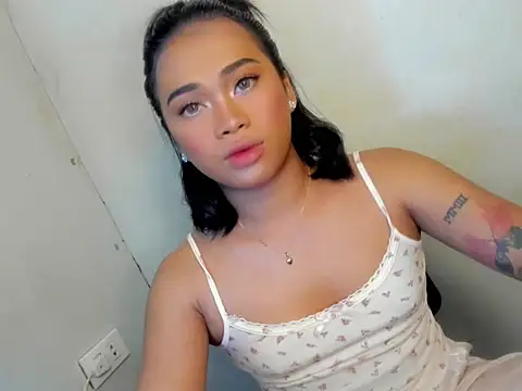 Exotic alyssa69 online show from 02/02/26, 07:12