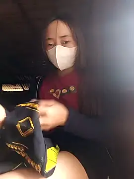 Zhan99999 online show from 04/11/26, 03:33