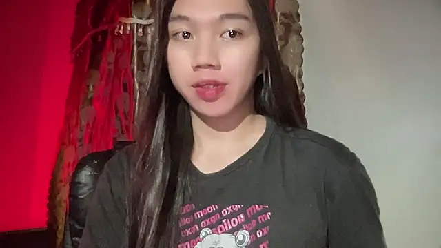 Snapshot of kat_mire chatting on 09/10/25, 06:19 kat mire online show from 09/10/25, 06:19