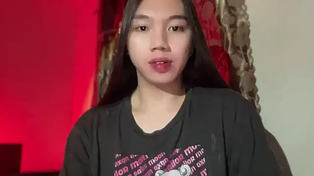 Snapshot of kat_mire chatting on 09/12/25, 07:25 kat mire online show from 09/12/25, 07:25