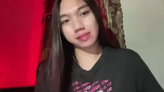 Snapshot of kat_mire chatting on 09/16/25, 05:47 kat mire online show from 09/16/25, 05:47