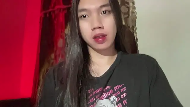 Snapshot of kat_mire chatting on 09/17/25, 06:20 kat mire online show from 09/17/25, 06:20