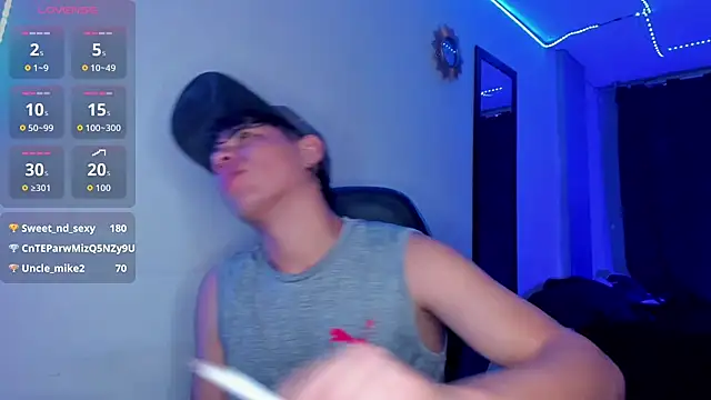 Snapshot of Jostin18 chatting on 11/07/25, 05:02 Jostin18 online show from 11/07/25, 05:02