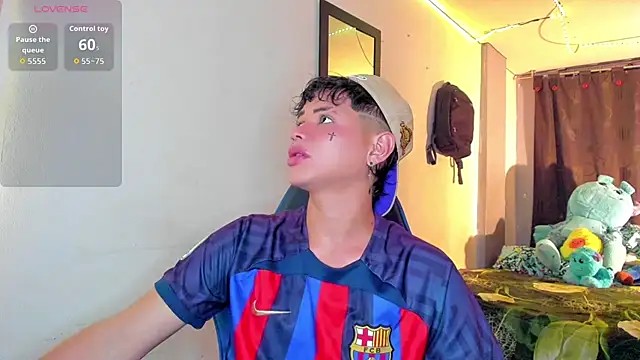 Snapshot of Jostin18 chatting on 01/06/26, 04:32 Jostin18 online show from 01/06/26, 04:32