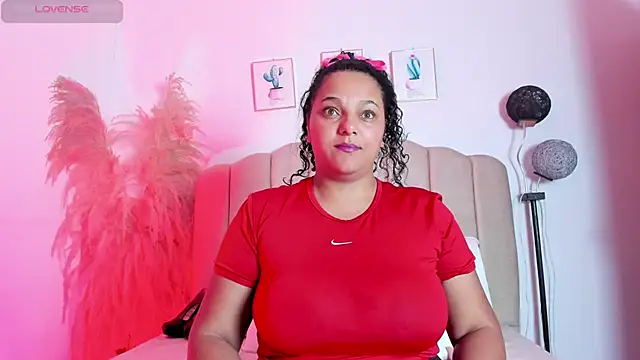 Snapshot of _aithanaa_ chatting on 11/06/25, 07:15 aithanaa online show from 11/06/25, 07:15