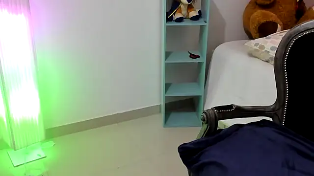 Snapshot of ADHARAMILLER__1111 chatting on 11/03/25, 12:02 ADHARAMILLER 1111 online show from 11/03/25, 12:02