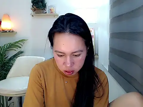 Snapshot of kimbratx chatting on 12/16/25, 02:05 kimbratx online show from 12/16/25, 02:05